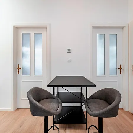 Blueground Vinohrady Balcony Nr Riegrovy Sady Prg-78 Apartmán Praha