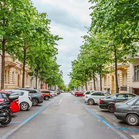 Blueground Vinohrady Balcony Nr Riegrovy Sady Prg-78 Lejlighed Prag